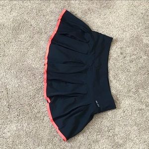 Black Nike tennis skirt